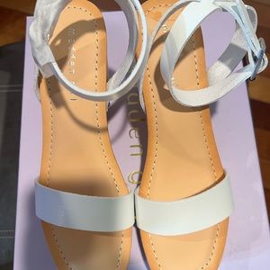 Brand new Madden girl Caprise wooden white platform sandals